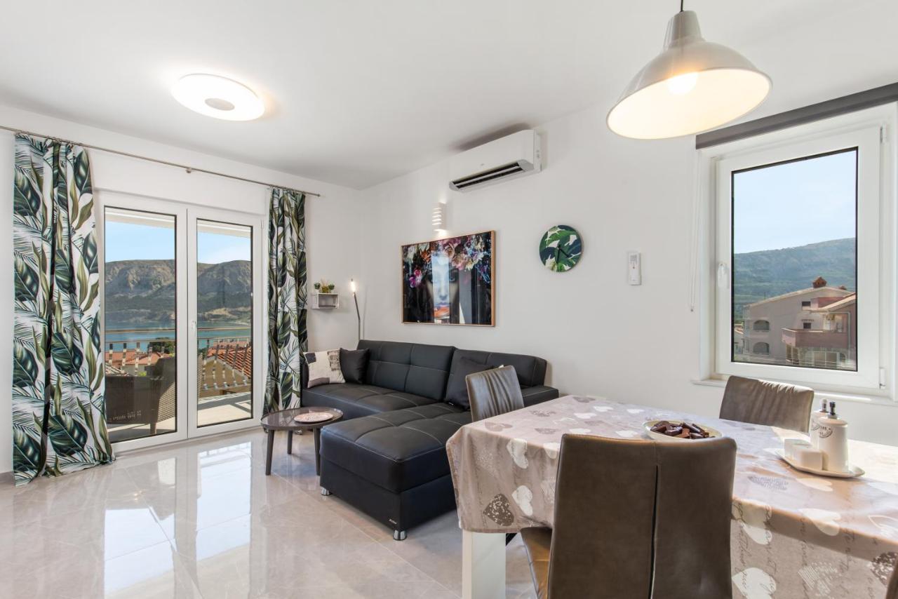 Apartment Coralina バスカ エクステリア 写真