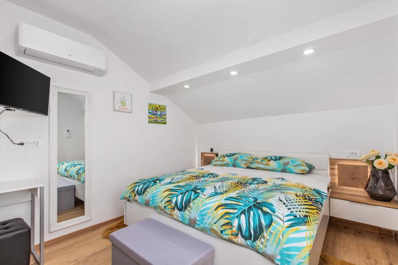 Apartment Coralina バスカ エクステリア 写真